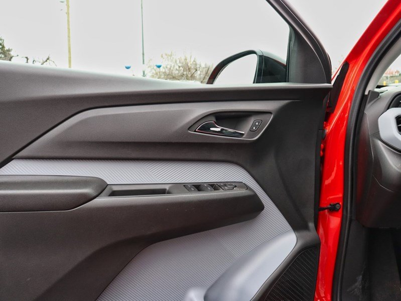 2027 Chevrolet Bolt FWD 4Dr RS