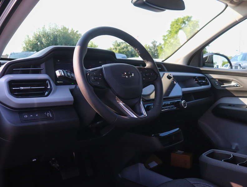 2027 Chevrolet Bolt FWD 4Dr LT