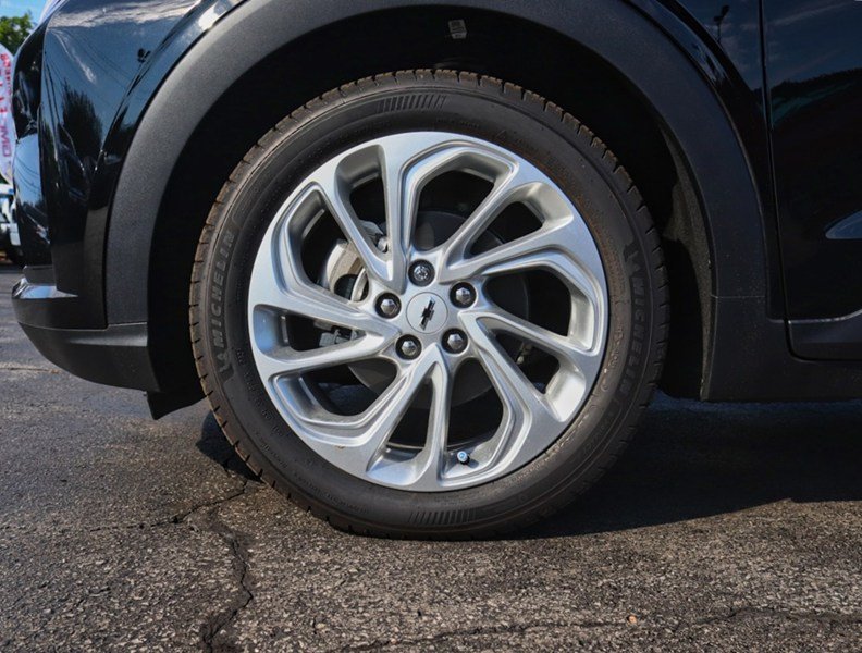 2027 Chevrolet Bolt FWD 4Dr LT