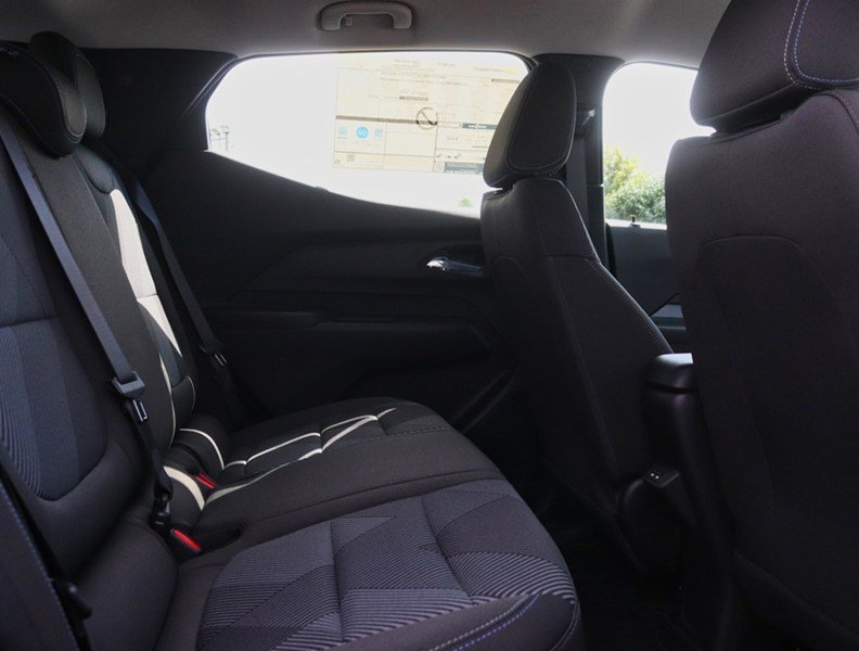 2027 Chevrolet Bolt FWD 4Dr LT