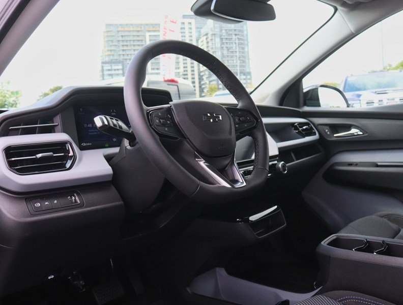 2027 Chevrolet Bolt FWD 4Dr LT