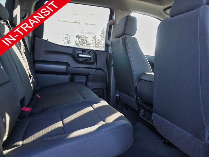 2025 Chevrolet Silverado 1500 4WD Crew Cab 147
