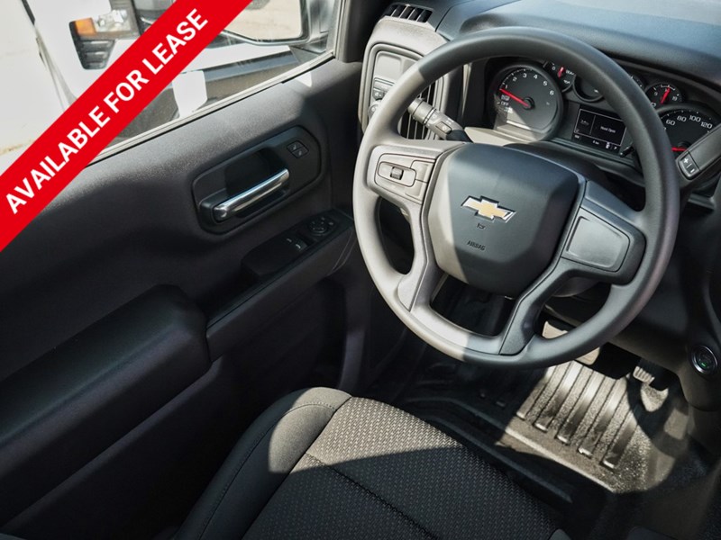2024 Chevrolet Silverado 1500 2WD Reg Cab 140