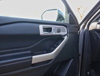 2022 Ford Explorer Limited | 4WD | Hybrid | Nav | Roof | Tow | 360