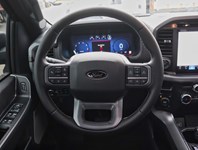 2025 Ford F-150 XLT | 4X4 | 2.7L | 303A |Blk Pk Pls |Roof | Bd Utl