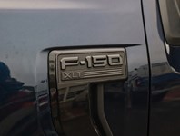 2025 Ford F-150 XLT | 4X4 | 2.7L | 303A |Blk Pk Pls |Roof | Bd Utl