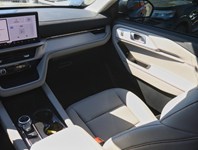 2026 Ford Explorer Active | 4WD | Comf Pkg | Roof | Crbn 20S