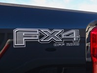 2027 Ford Super Duty F-250 Srw Lariat | 4X4 | 6.7L | Blk Pkg | Roof | Fx4 | Consl