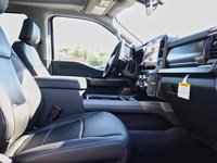 2026 Ford F-250 Lariat | 4X4 | 6.7L | Blk Pkg | Roof | Propwr 2Kw