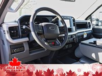 2024 FORD SUPER DUTY F-550 DRW XL 4WD Crew Cab 179