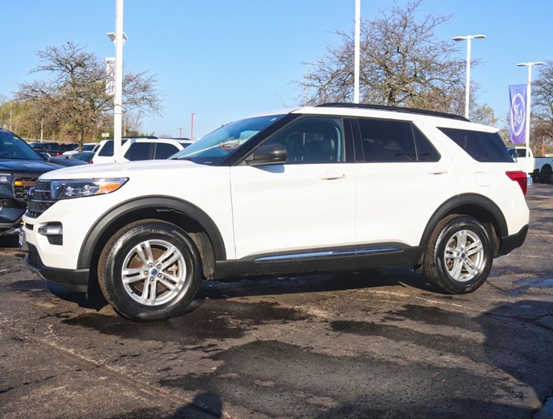 2023 Ford Explorer XLT | 4WD | Htd Str Whl | Nav | Adptv Cruise |Blis