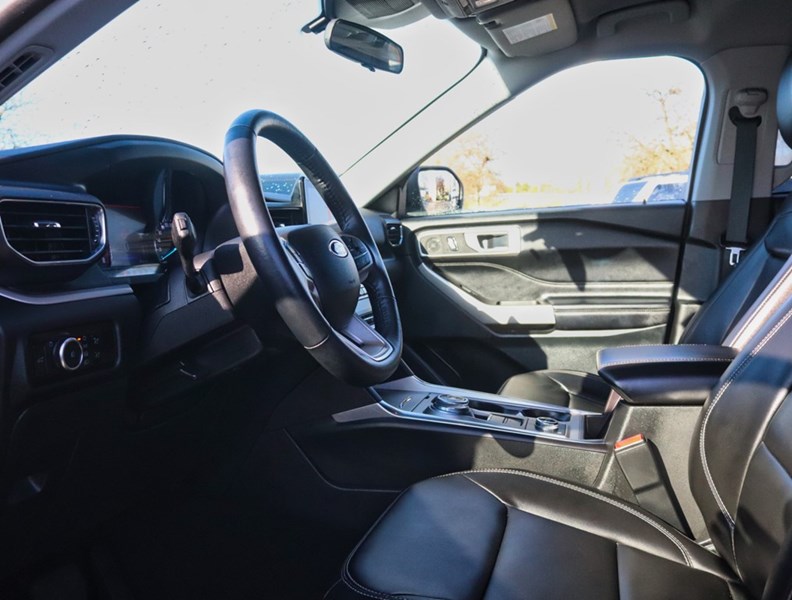 2023 Ford Explorer XLT | 4WD | Htd Str Whl | Nav | Adptv Cruise |Blis