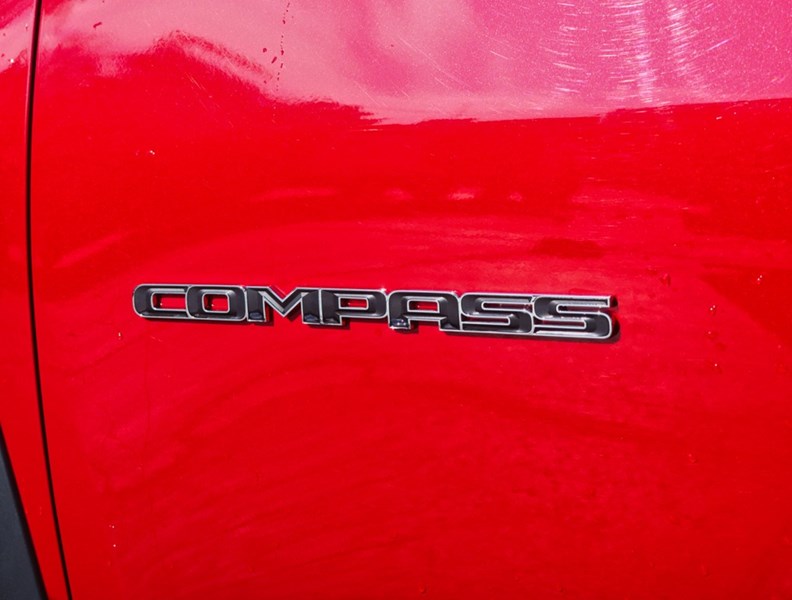 2023 Jeep Compass Limited | 4X4 | 2.0L | Roof | Prem Sound | Htd Str