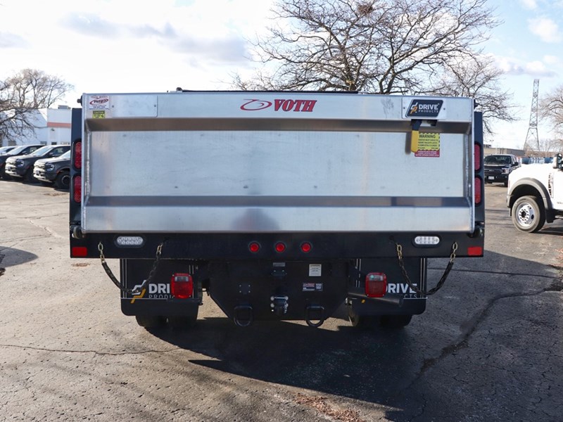 2024 FORD SUPER DUTY F-550 DRW XL 4WD CREW CAB 203