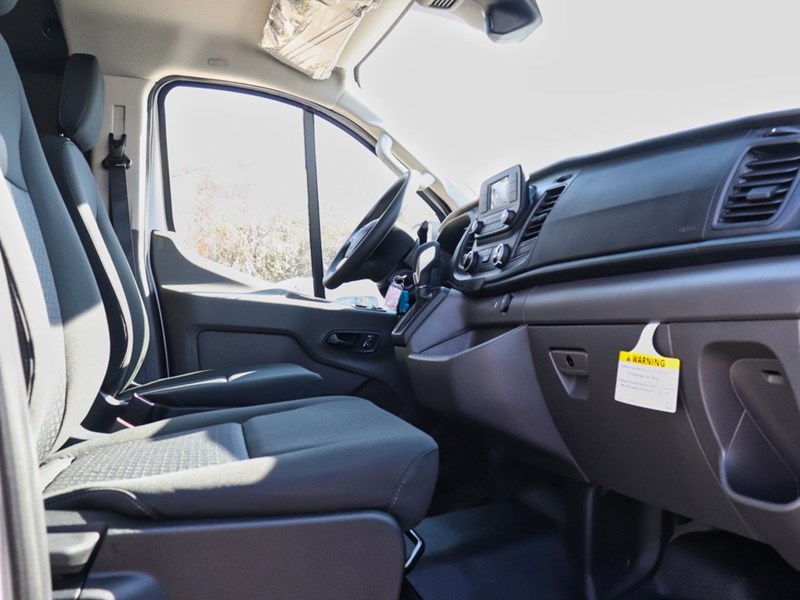 2025 FORD TRANSIT-250 CARGO T-250 130