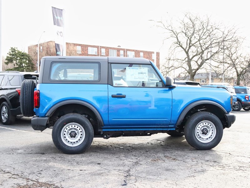 2026 Ford Bronco Base | 4X4 | 2.3L | 10-Spd Auto