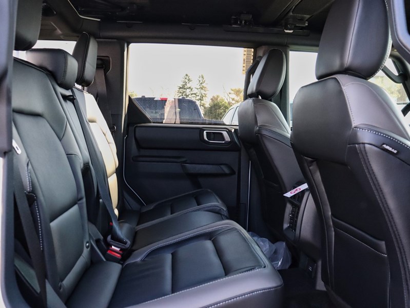 2026 Ford Bronco Outer Banks | 4X4 | 2.7L | 314A | Hard Top |Blk Pk