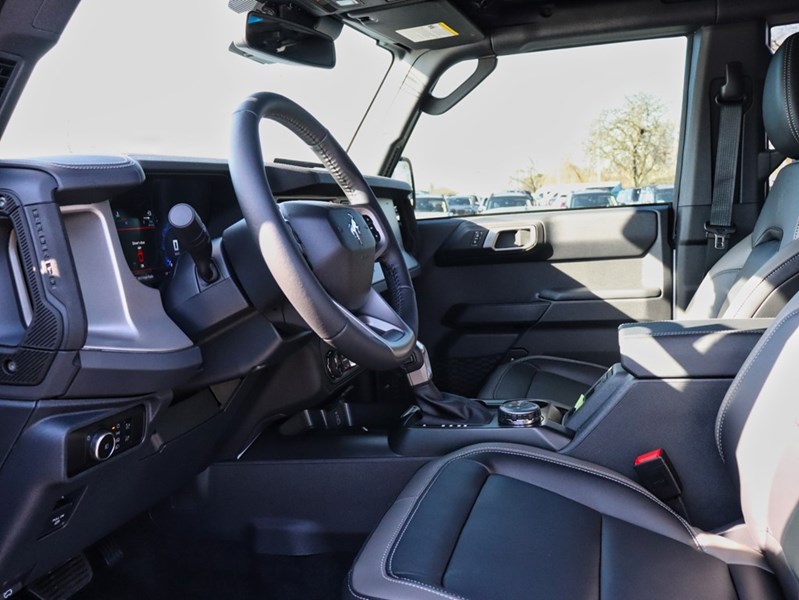 2026 Ford Bronco Outer Banks | 4X4 | 2.7L | 314A | Hard Top |Blk Pk