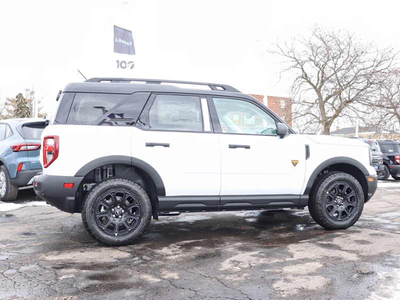 2026 Ford Bronco Sport Badlands | 4X4 | 2.0L | Roof | Tech Pkg | Crgo Mgm