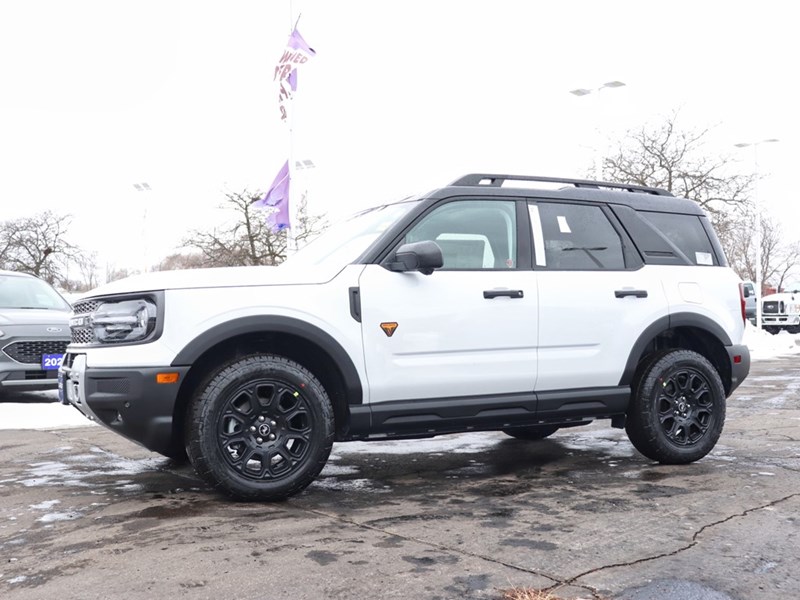 2026 Ford Bronco Sport Badlands | 4X4 | 2.0L | Roof | Tech Pkg | Crgo Mgm