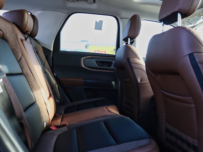 2026 Ford Bronco Sport Outer Banks | 4X4 | 1.5L | Tech Pkg | Roof