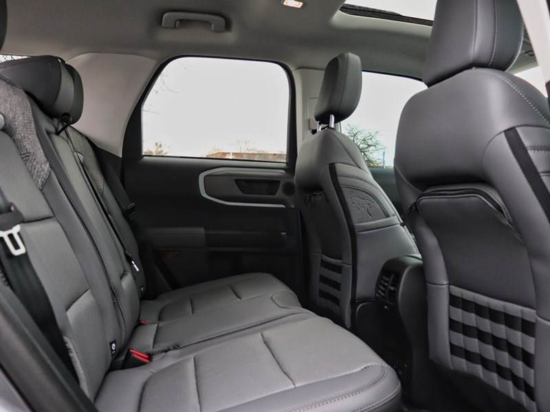 2026 Ford Bronco Sport Badlands | 4X4 | 2.0L | Tech | Roof | Crgo Mgmnt