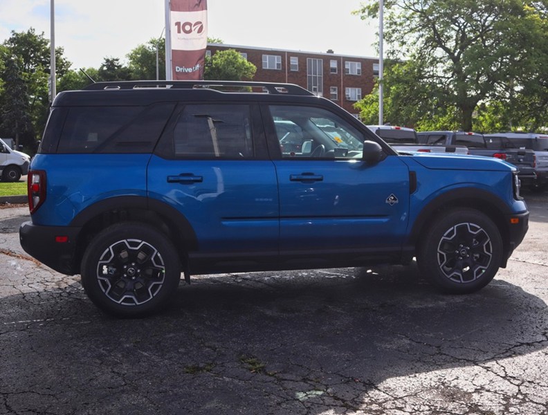 2026 Ford Bronco Sport Outer Banks | 4X4 | 1.5L | Roof | Tech Pkg