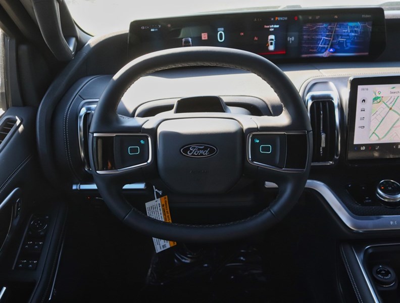 2026 Ford Expedition Max Platinum Max | 4X4 | Stealth Pkg | Conn Pkg