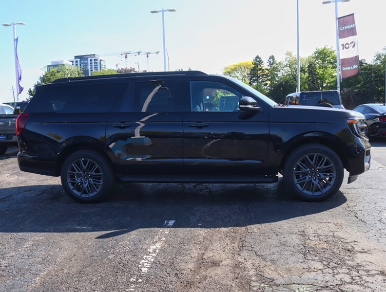 2026 Ford Expedition Max Platinum Max | 4X4 | Stealth Pkg | Conn Pkg