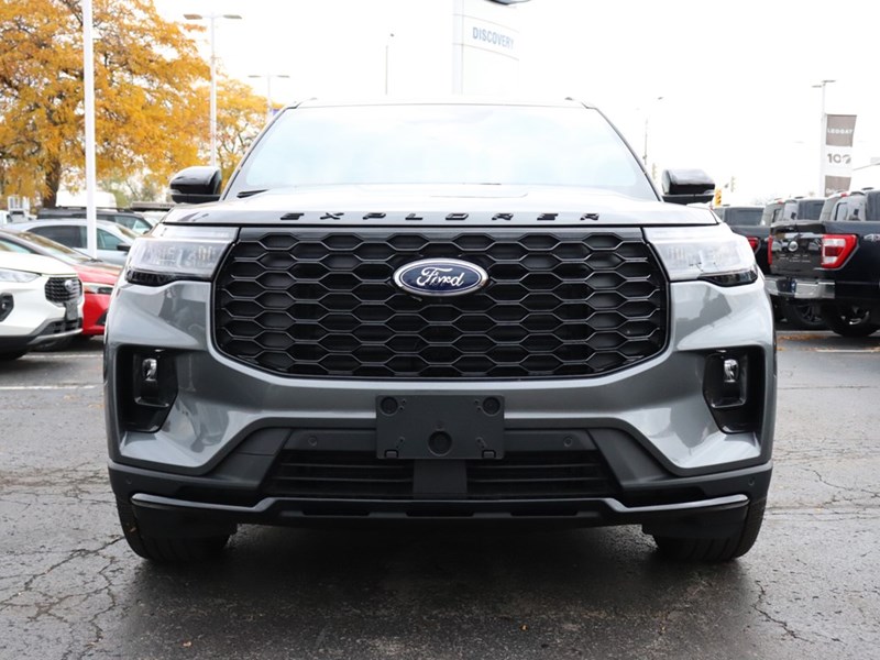 2026 Ford Explorer St-Line | 4WD | Roof | Prem Pkg | Street Pk | 21S