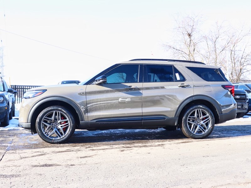 2026 Ford Explorer St-Line | 4Wd| Roof | Prem Pkg | Street Pk | Blu C