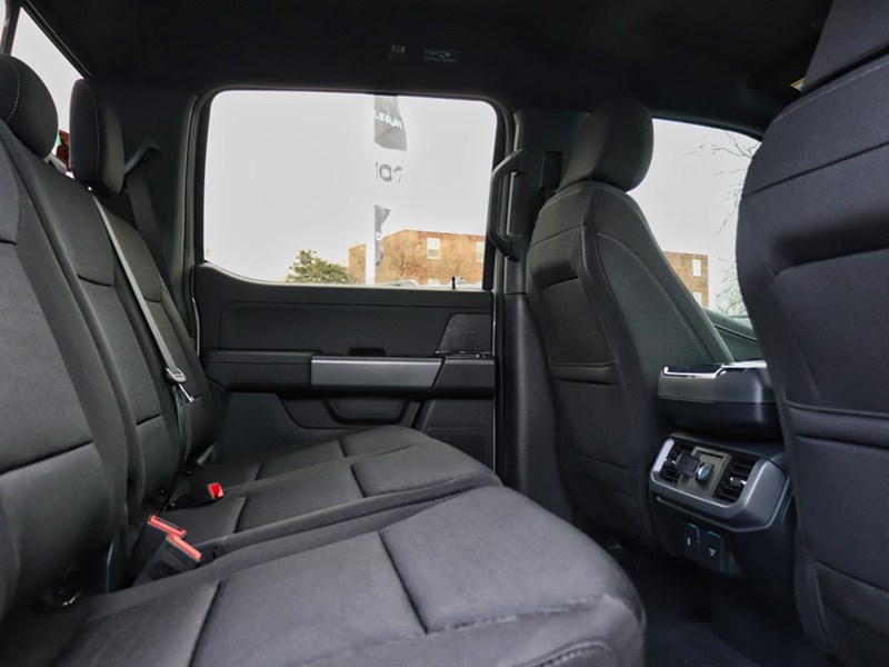 2026 Ford F-150 XLT | 4X4 | Hybrid | 302A | Blk Pk | Bed Utl | Mop