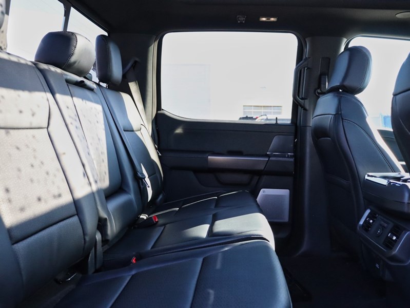 2026 Ford F-150 Lariat | 4X4 | 3.5L | 502A | Blk Pk |Roof |Bed Utl