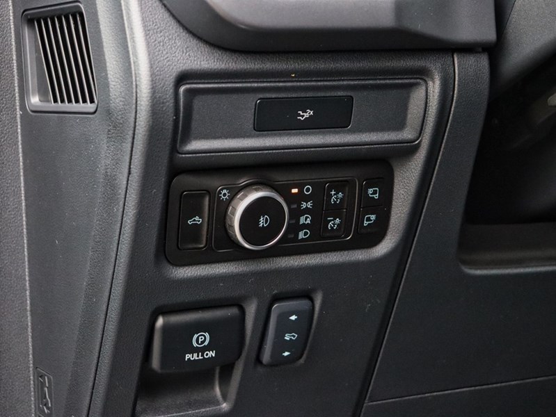 2026 Ford F-150 XLT | 4X4 | 5.0L | 303A |Blk Pk Pls |Roof |Bed Utl