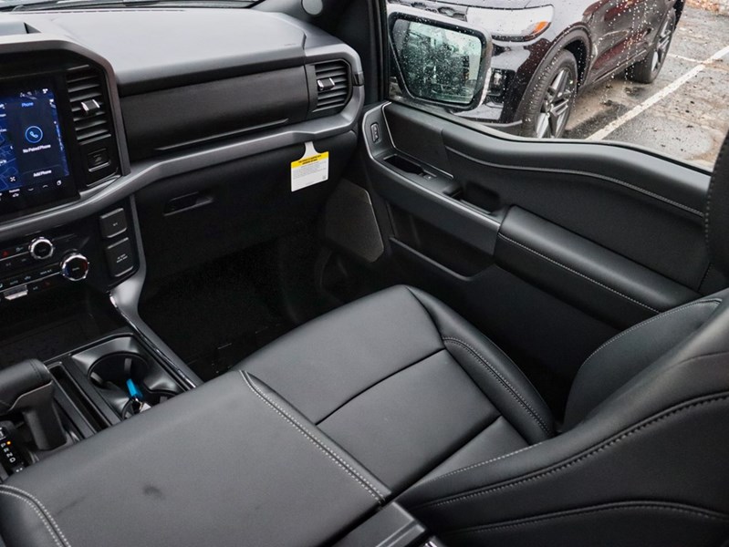2026 Ford F-150 XLT | 4X4 | 5.0L | 303A |Blk Pk Pls |Roof |Bed Utl