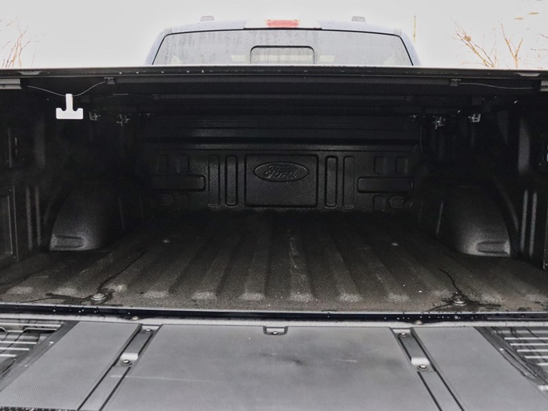 2026 Ford F-150 XLT | 4X4 | 5.0L | 303A |Blk Pk Pls |Roof |Bed Utl