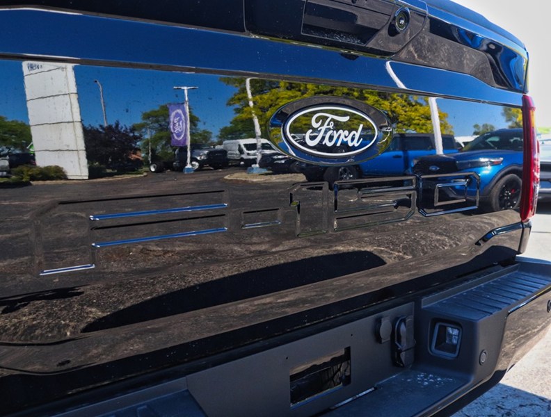 2026 Ford F-150 XLT | 4X4 | 3.5L | 302A | 157 | Blk Pk | Bed Utl