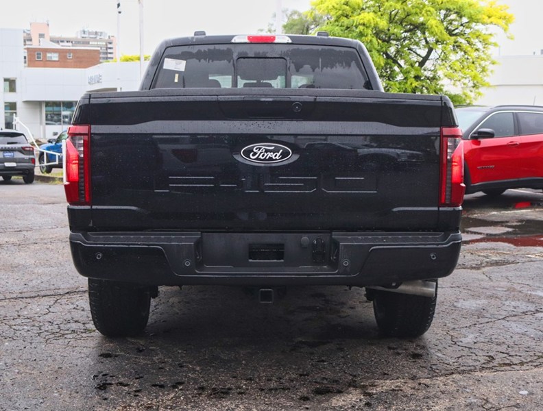 2026 Ford F-150 XLT | 4X4 | Hybrid | 302A | Blk Pk | Fx4 | Bed Utl