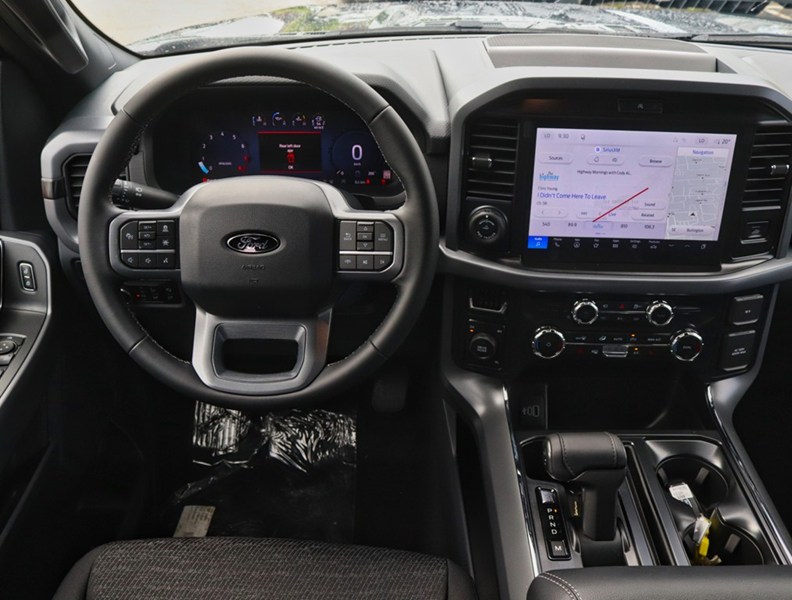 2026 Ford F-150 XLT | 4X4 | 5.0L | 302A | Blk Pk Pls| Bed Utl