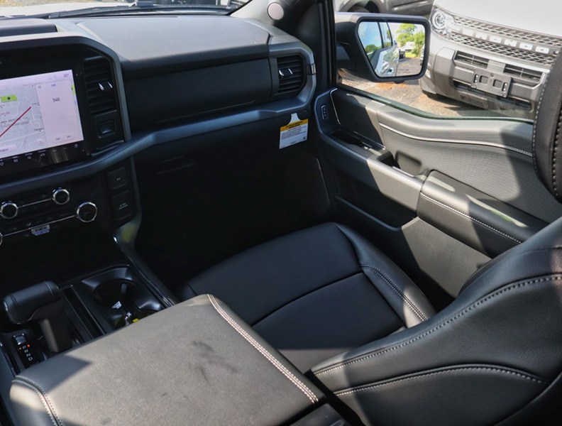2026 Ford F-150 XLT | 4X4 | 5.0L | 303A | Blk Pk Pls | Roof | Bed