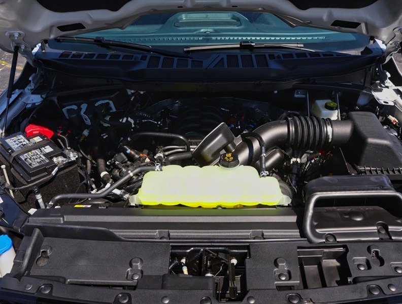 2026 Ford F-150 XLT | 4X4 | 5.0L | 302A | Blk Pk Pls | Bed Utl