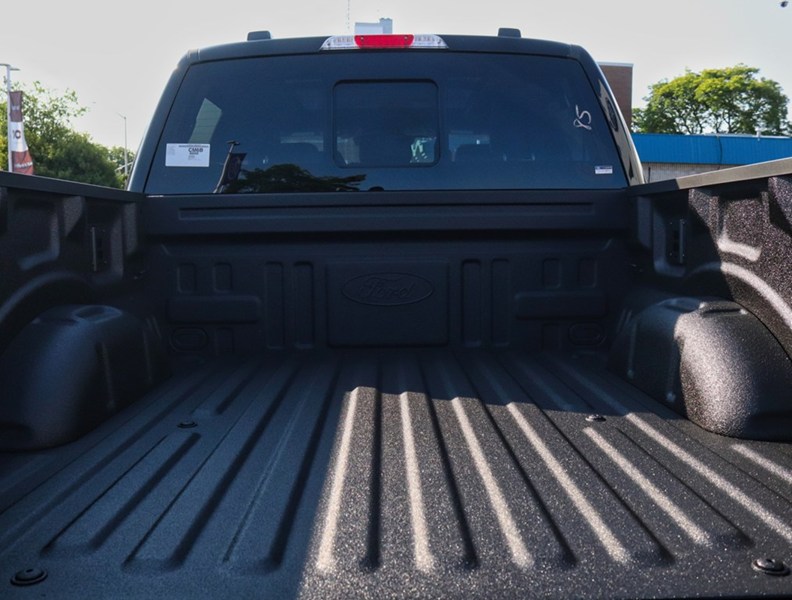 2026 Ford F-150 XLT | 4X4 | 5.0L | 303A | Blk Pk Pls | Roof | Bed