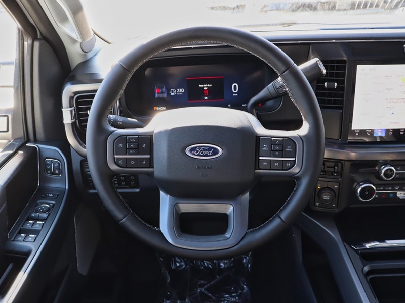 2026 Ford F-250 Lariat | 4X4 | 6.7L | Blk Pkg | Roof | Propwr 2Kw