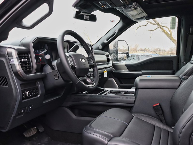 2026 Ford F-250 Platinum | 4X4 | 6.7L | Roof | 5Th Whl | Pro Pwr