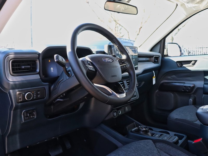 2026 Ford Maverick XLT | AWD | 2.0L | Blk Pk | Lux Pkg | 4K Tow