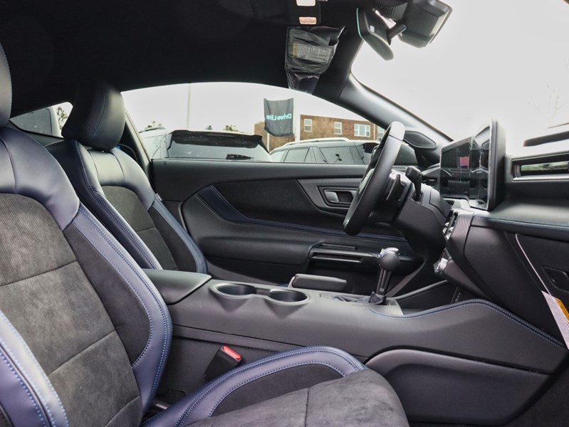 2026 Ford Mustang Dark Horse | 5.0L | 700A | Dh Appearance Pkg