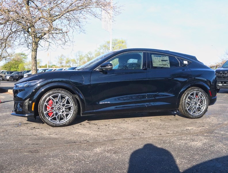 2026 Ford Mustang Mach-E GT | Ext Batt | Roof | Perf & Handl Pkg | Frunk