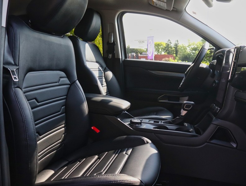 2026 Ford Ranger Lariat | 4X4 | 2.3L | 500A|Blk Pkg |R Brds |Tow Pk