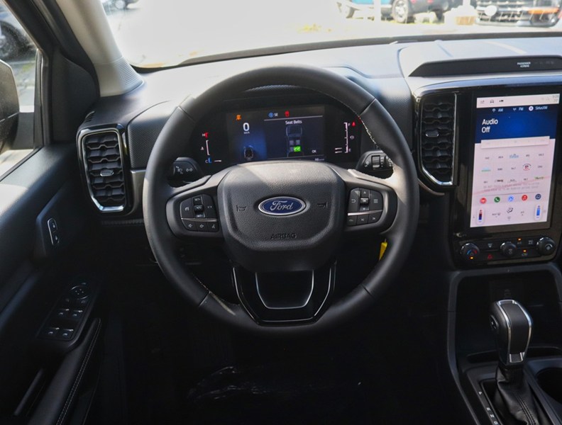 2026 Ford Ranger XLT | 4X4 | 2.3L | 300A | Runn Brds | Tow Pkg