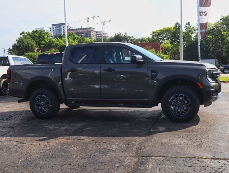 2026 Ford Ranger XLT | 4X4 | 2.3L | 300A | Runn Brds | Tow Pkg